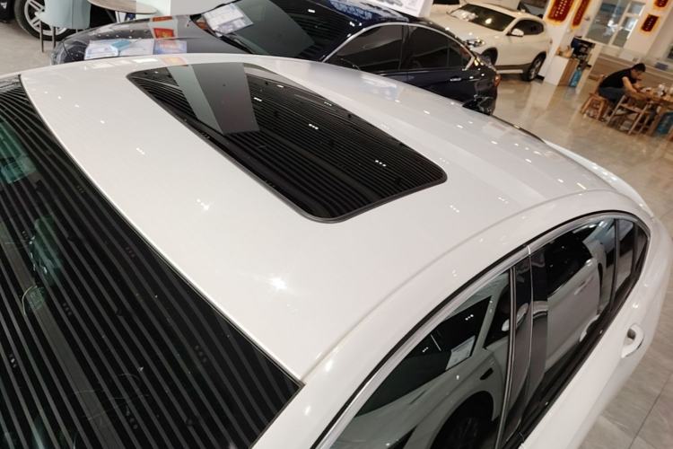 Used Buick Regal 2020 GS 28T Elite Model Roof