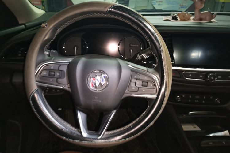 Used Buick Regal 2020 552T Luxury Version Steering Wheel