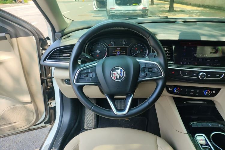Used Buick Regal 2020 552T Elite Edition Steering Wheel