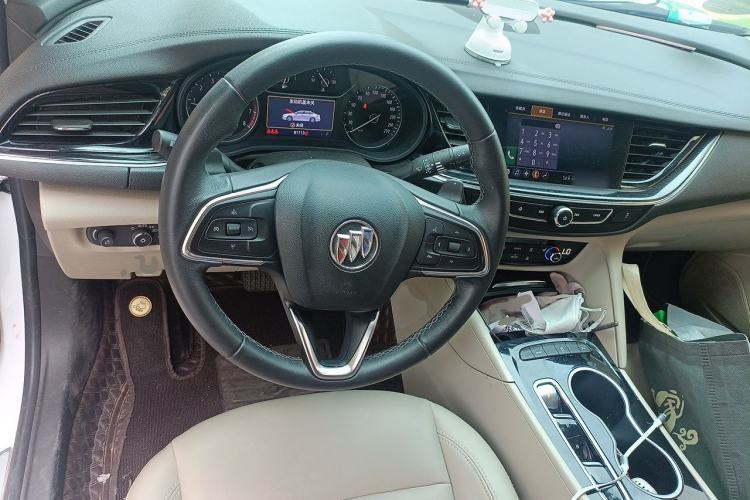 Used Buick Regal 2020 552T Elite Edition Steering Wheel