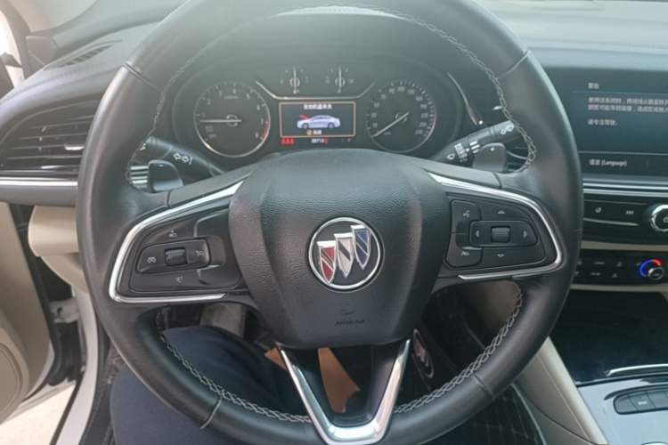 Used Buick Regal 2020 552T Elite Edition Steering Wheel