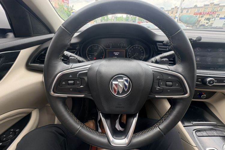 Used Buick Regal 2020 552T Elite Edition Steering Wheel