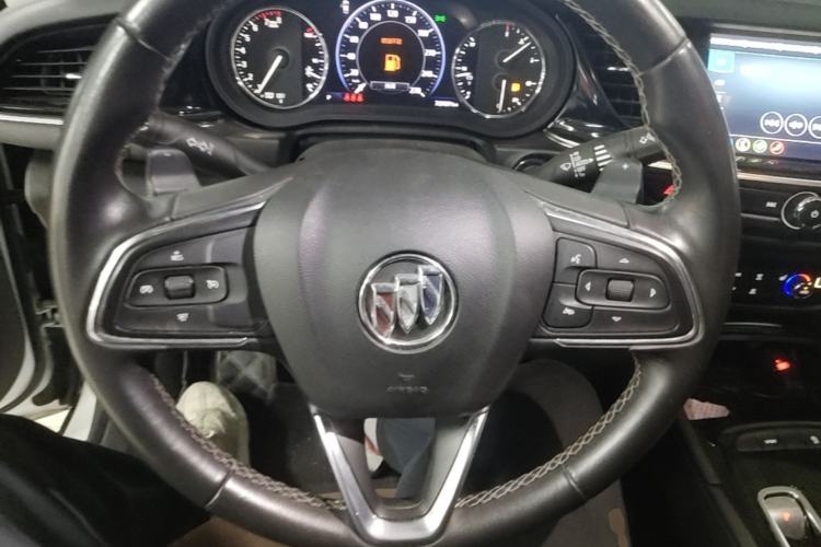 Used Buick Regal 2020 552T Luxury Version Steering Wheel