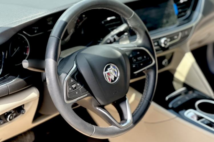 Used Buick Regal 2020 552T Elite Edition Steering Wheel