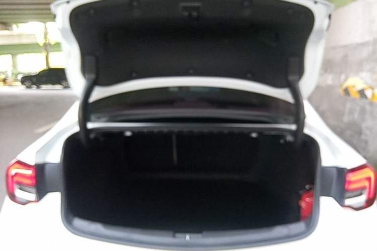Used Buick Regal 2020 552T Elite Edition Trunk