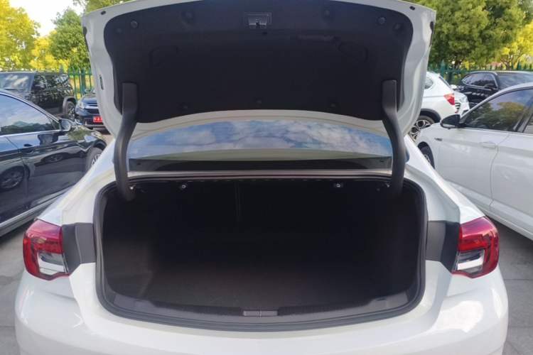 Used Buick Regal 2020 552T Elite Edition Trunk