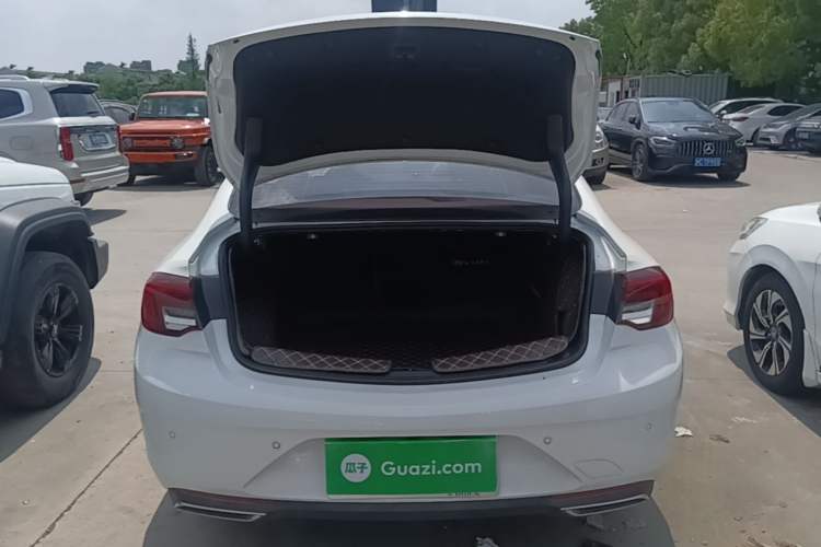 Used Buick Regal 2020 552T Elite Edition Trunk