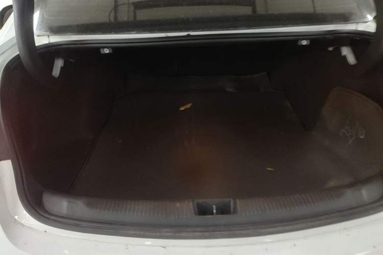 Used Buick Regal 2020 552T Luxury Version Trunk