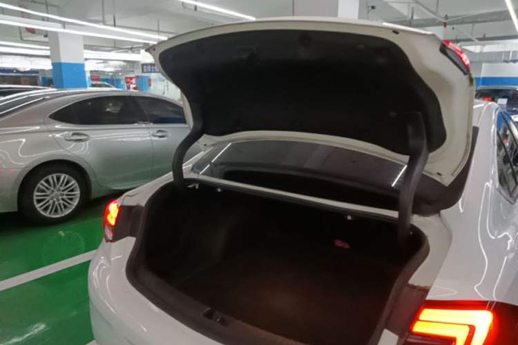 Used Buick Regal 2020 552T Elite Edition Trunk