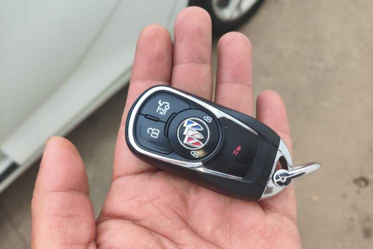 Used Buick Regal 2020 552T Elite Edition Vehicle Key