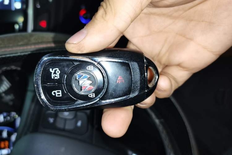 Used Buick Regal 2020 552T Luxury Version Vehicle Key