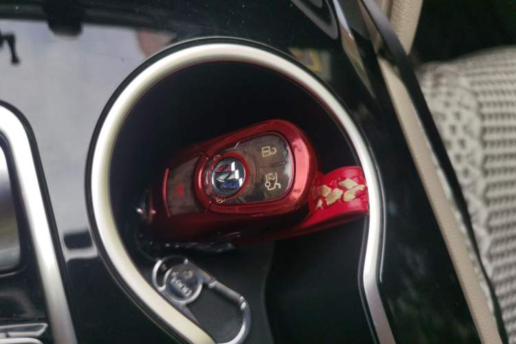 Used Buick Regal 2020 552T Elite Edition Vehicle Key