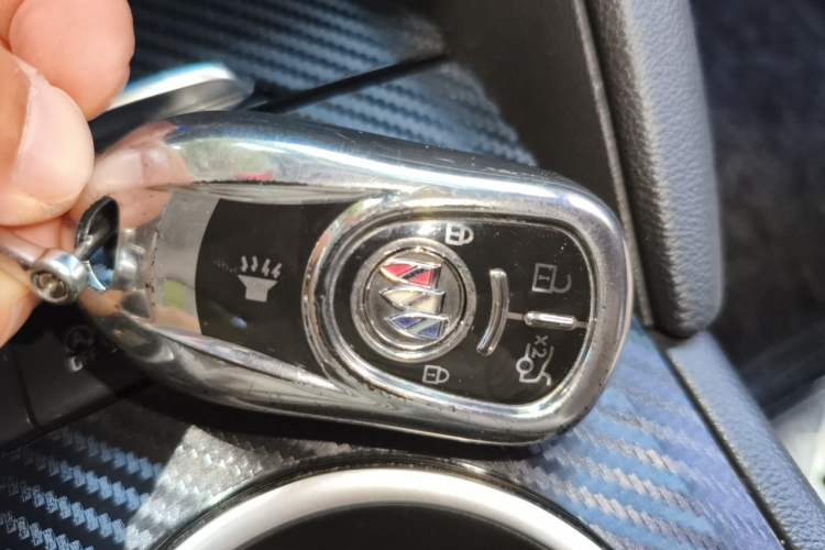 Used Buick Regal 2020 552T Luxury Version Vehicle Key
