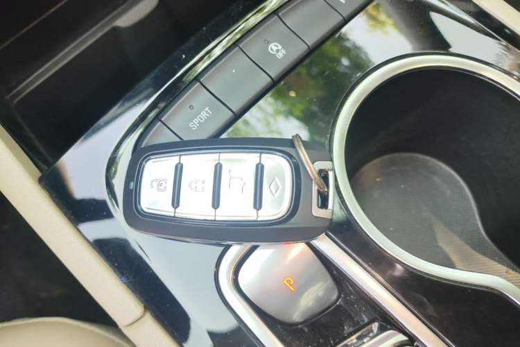 Used Buick Regal 2020 552T Elite Edition Vehicle Key