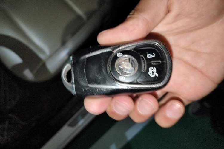 Used Buick Regal 2020 552T Elite Edition Vehicle Key