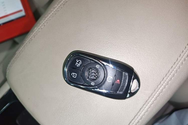 Used Buick Regal 2020 552T Elite Edition Vehicle Key
