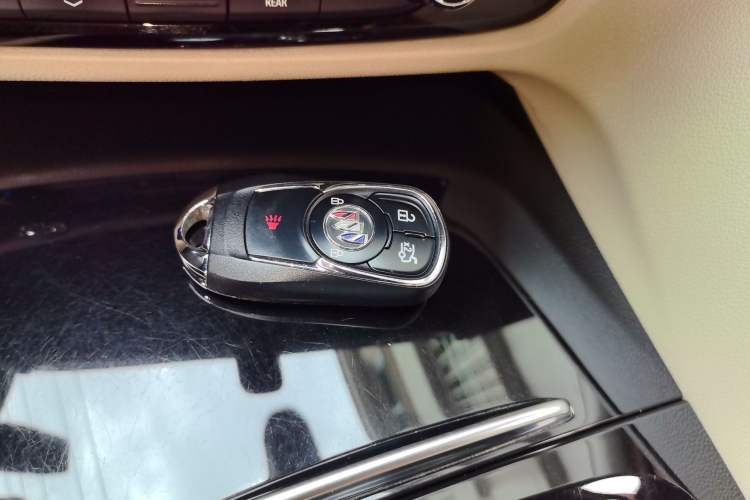 Used Buick Regal 2020 552T Elite Edition Vehicle Key