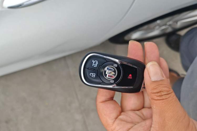 Used Buick Regal 2020 552T Elite Edition Vehicle Key