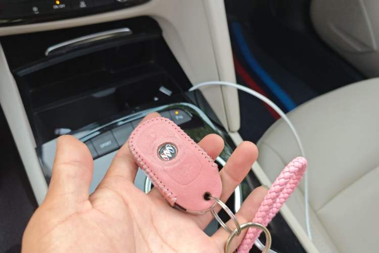 Used Buick Regal 2020 552T Elite Edition Vehicle Key