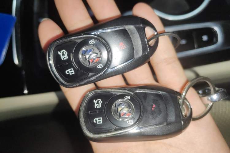 Used Buick Regal 2020 552T Elite Edition Vehicle Key