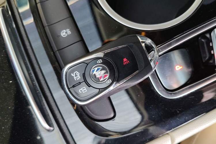 Used Buick Regal 2020 552T Elite Edition Vehicle Key