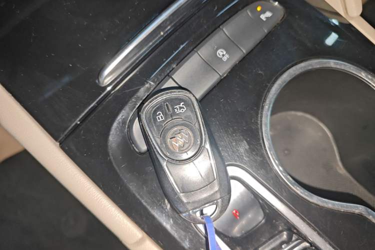 Used Buick Regal 2020 552T Elite Edition Vehicle Key