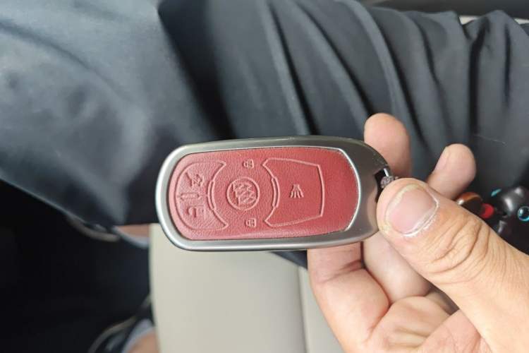 Used Buick Regal 2020 552T Elite Edition Vehicle Key
