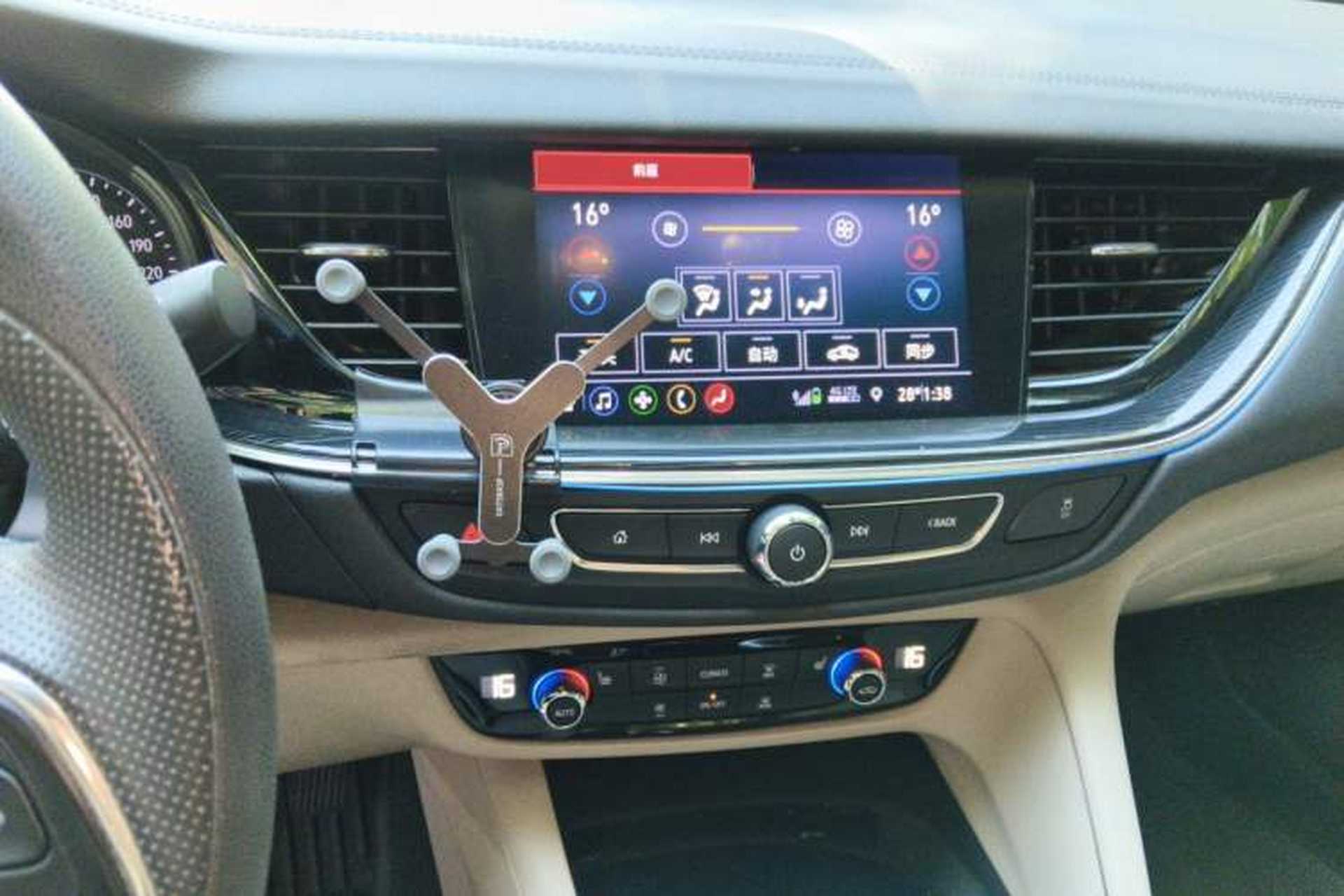 Used Buick Regal 2021 552T Elite Edition Audio And AC Panel
