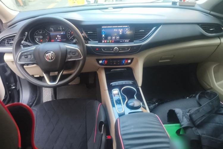 Used Buick Regal 2021 552T Elite Edition Center Console