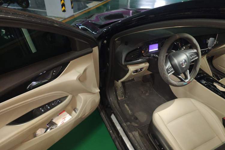 Used Buick Regal 2021 552T Elite Edition Driver Seat