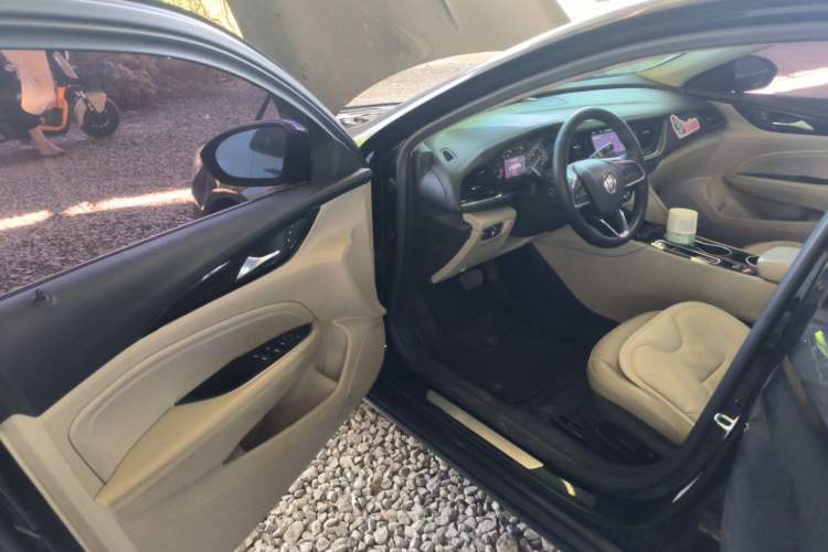Used Buick Regal 2021 552T Elite Edition Driver Seat