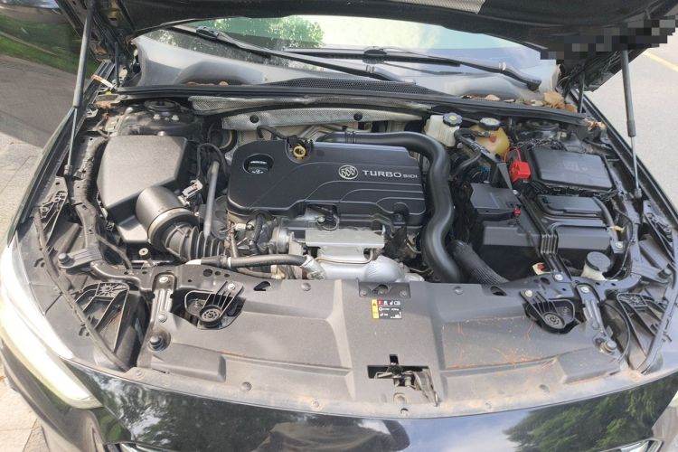 Used Buick Regal 2021 552T Elite Edition Engine Bay