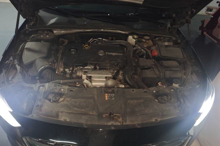 Used Buick Regal 2021 552T Elite Edition Engine Bay