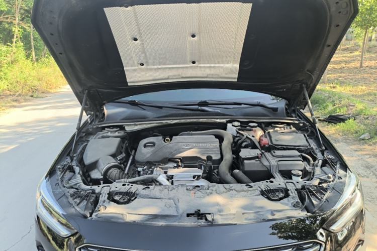Used Buick Regal 2021 552T Elite Edition Engine Bay