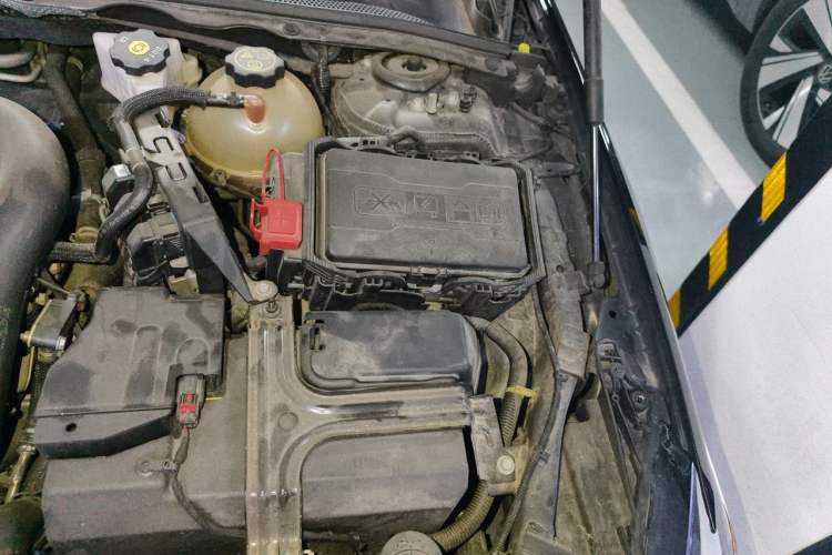 Used Buick Regal 2021 552T Elite Edition Engine Bay Left