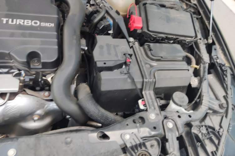 Used Buick Regal 2021 552T Elite Edition Engine Bay Left