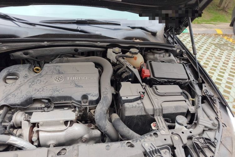 Used Buick Regal 2021 552T Elite Edition Engine Bay Left