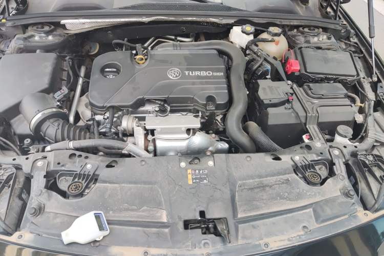Used Buick Regal 2021 552T Elite Edition Engine Bay