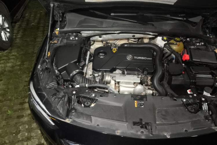 Used Buick Regal 2021 552T Elite Edition Engine Bay Right