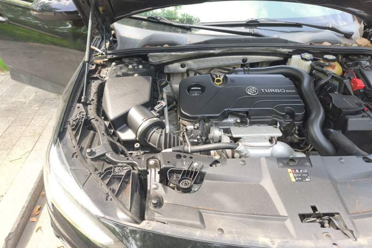 Used Buick Regal 2021 552T Elite Edition Engine Bay Right