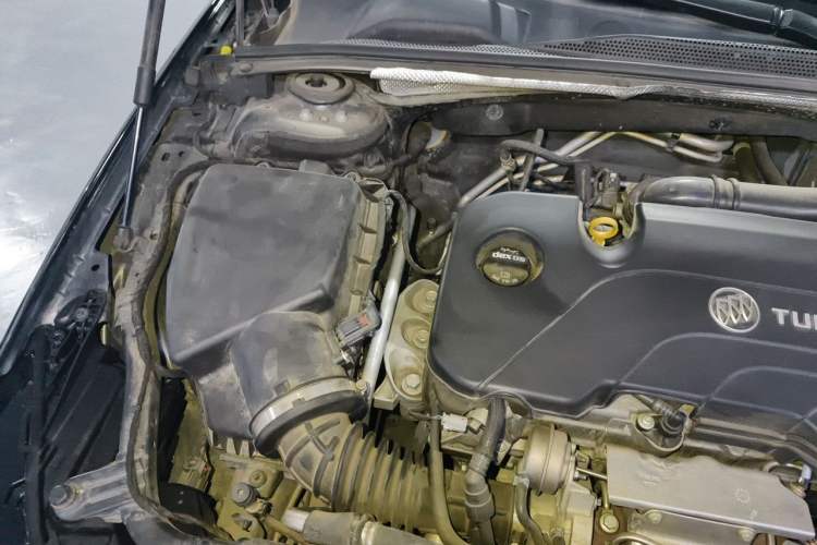 Used Buick Regal 2021 552T Elite Edition Engine Bay Right