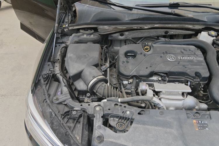 Used Buick Regal 2021 552T Elite Edition Engine Bay Right