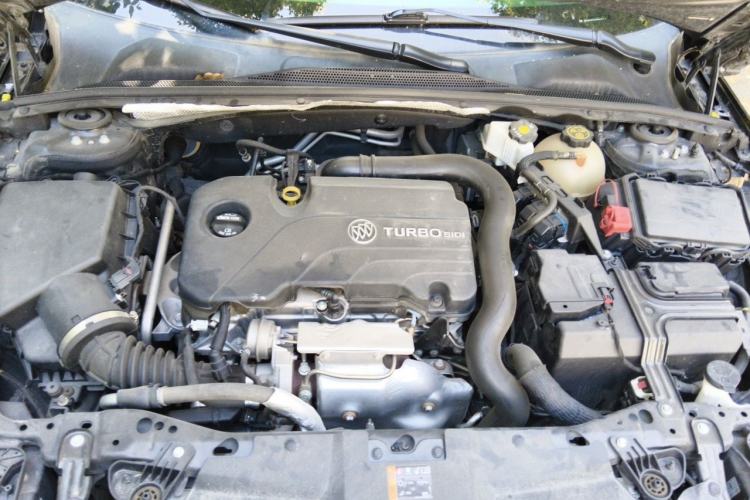 Used Buick Regal 2021 552T Elite Edition Engine Bay