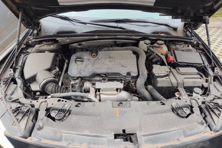 Used Buick Regal 2021 552T Elite Edition Engine Bay