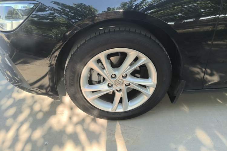 Used Buick Regal 2021 552T Elite Edition Exterior 4