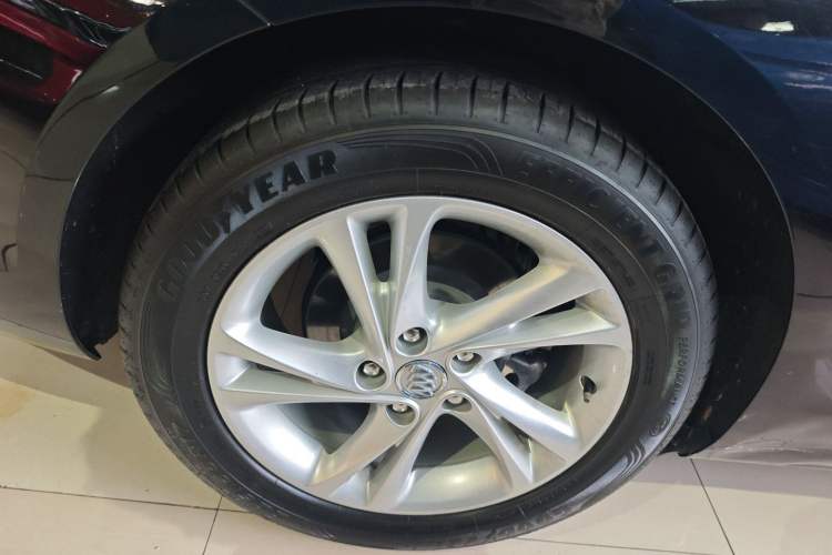 Used Buick Regal 2021 552T Elite Edition Exterior 5