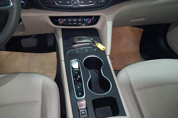 Used Buick Regal 2021 552T Elite Edition Gear Lever