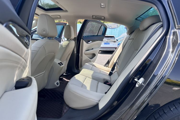 Used Buick Regal 2021 552T Elite Edition Interior 3