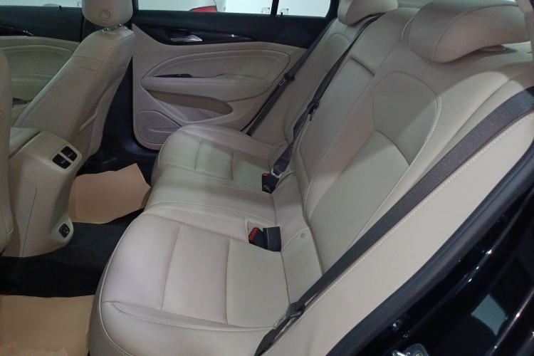 Used Buick Regal 2021 552T Elite Edition Interior 4