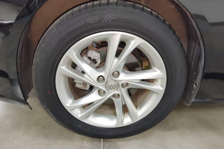 Used Buick Regal 2021 552T Elite Edition Left Front Wheel Hub
